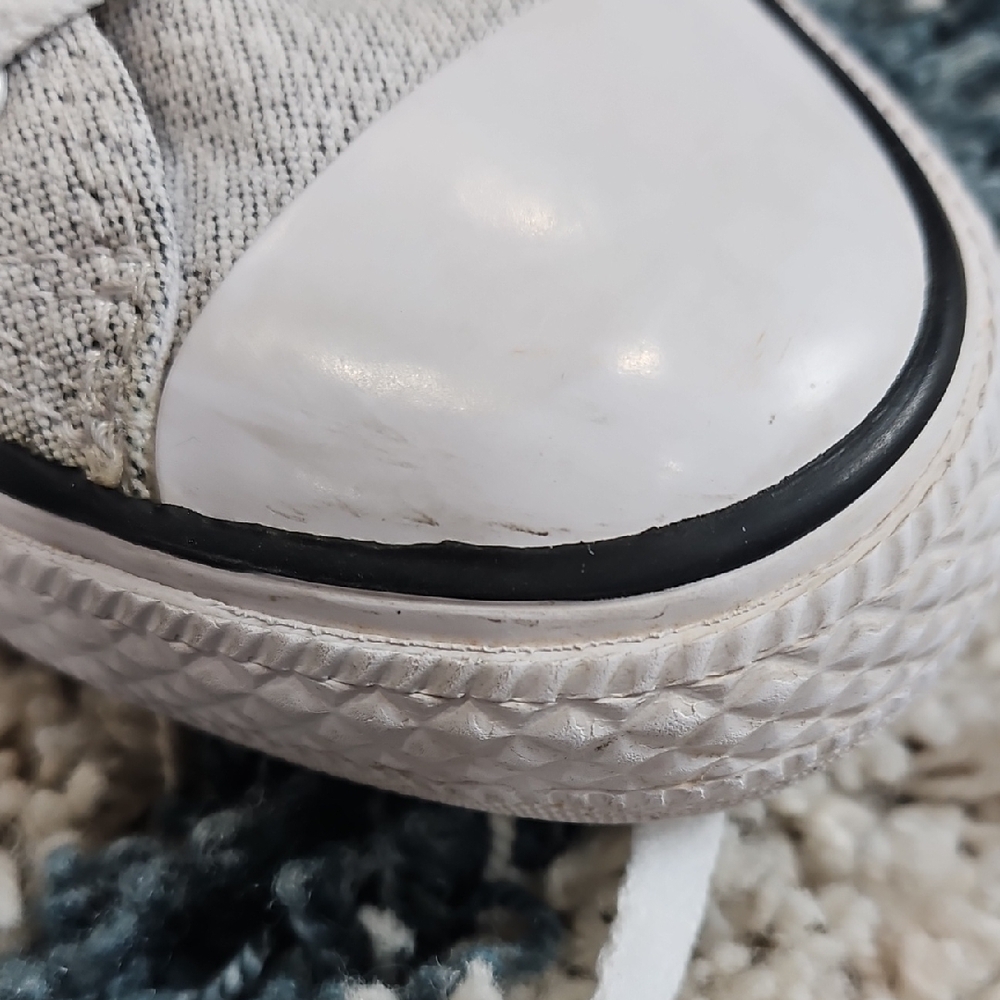Casual Gray and White Women's Sneakers - Picture 13 of 14